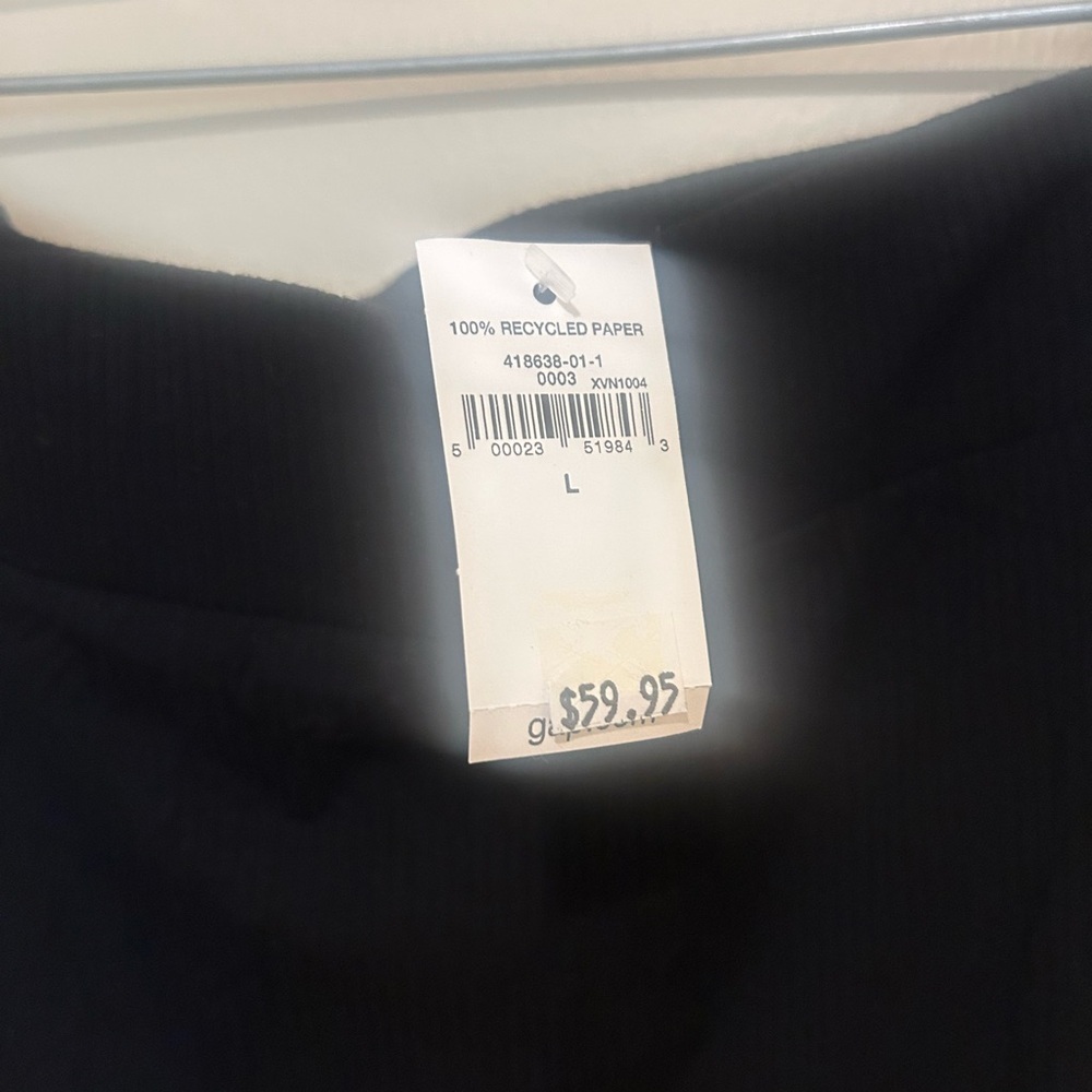 GAP NWT Classic Black Pencil Skirt Waist 35, Length 26 - Picture 6 of 6